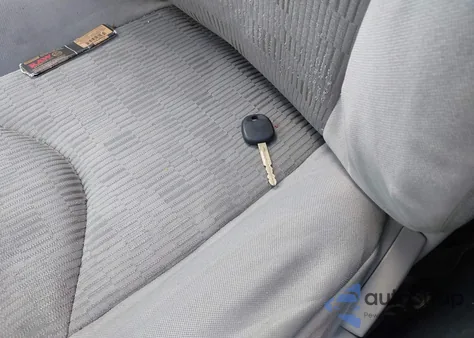 2010 Toyota Rav4 z USA, uszkodzony, nr VIN 2T3BF4DV3AW075339